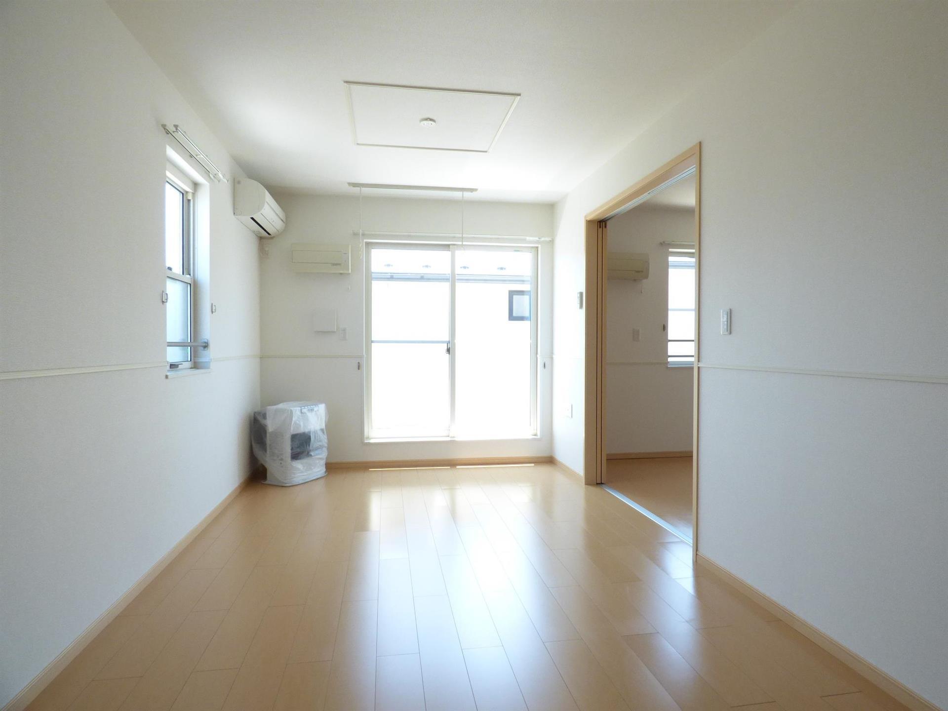 居室・リビング　リビング