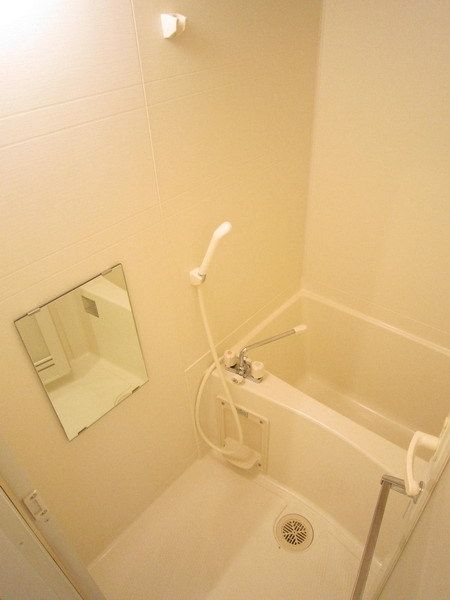 バス・シャワールーム　浴室乾燥機