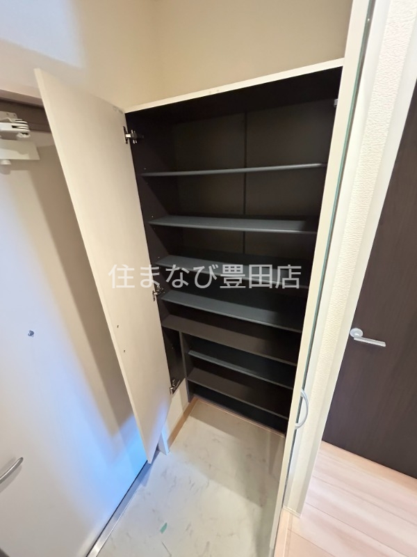 収納　同型別部屋写真