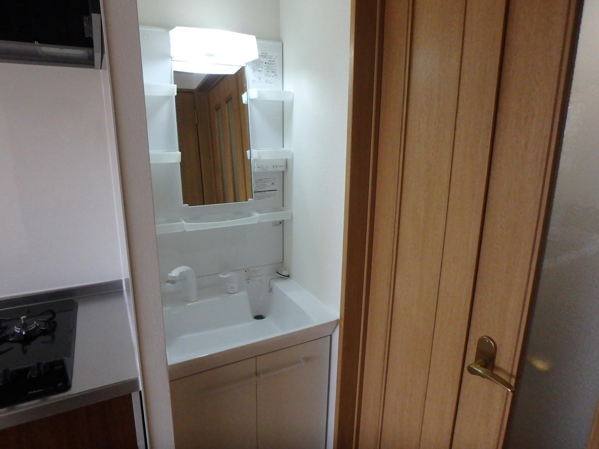 洗面設備　シャンプードレッサー付きです