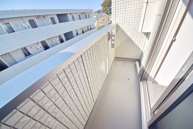 バルコニー　★陽当りの良いバルコニースペース★