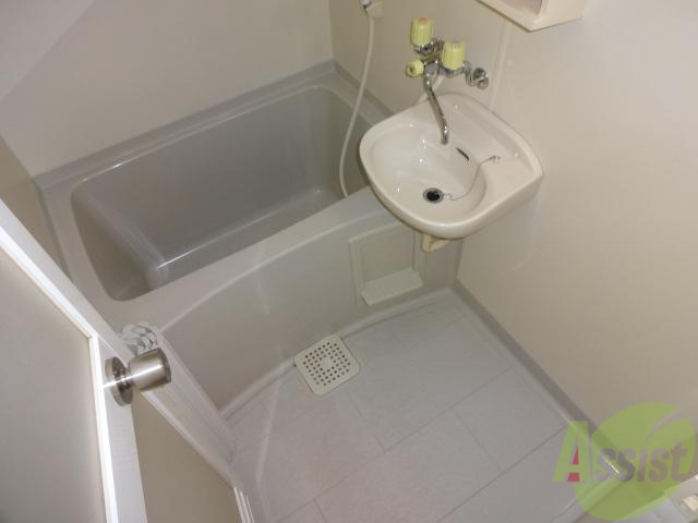 バス・シャワールーム　１日の疲れはこちらで