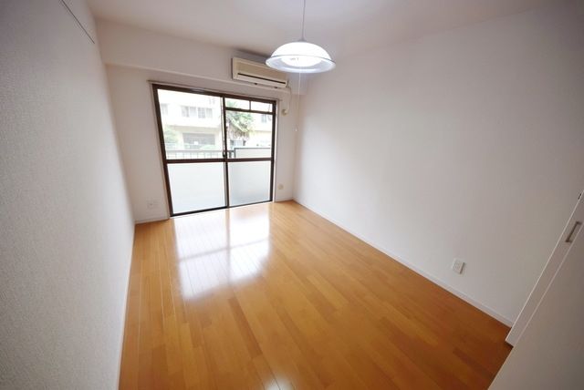 居室・リビング　別部屋参考写真