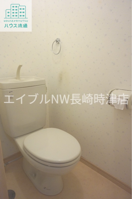 トイレ　※別号室の写真になります。