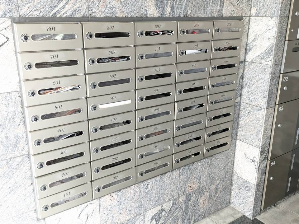 エントランス　メールBOX