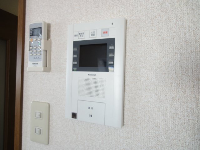 セキュリティ　同物件別号室のものです。