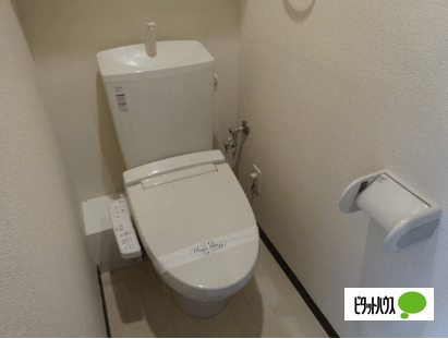 トイレ　同物件別部屋