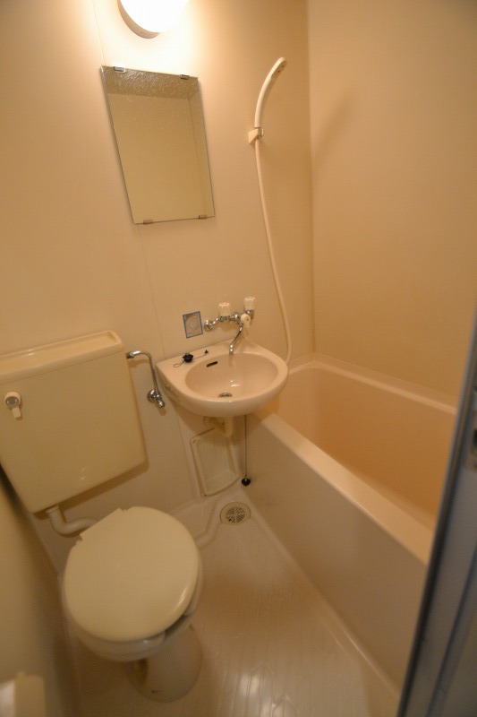 バス・シャワールーム　キレイなバススペース