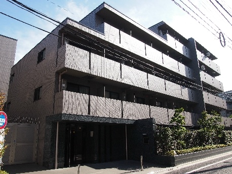 建物外観　ルーブル早稲田六番館の外観です☆