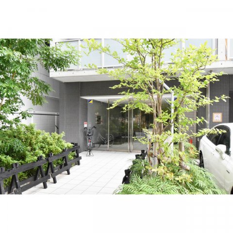 エントランス　建物の内部です