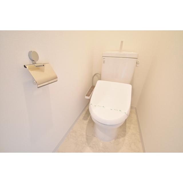 トイレ　コンパクトで使いやすいトイレです