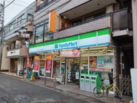 コンビニ　ファミリーマート ナカムラ二子新地店（コンビニ）まで225m