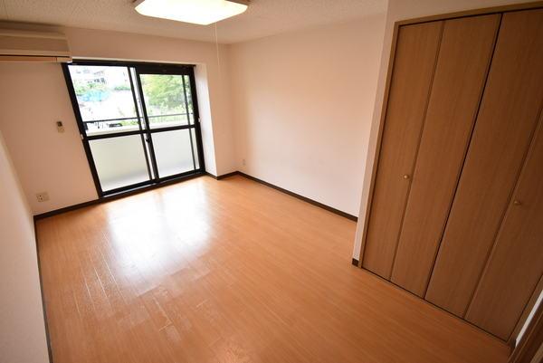 居室・リビング　同仕様写真