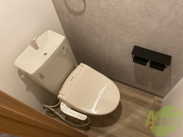 トイレ　トイレです。ウォシュレット付を探している方、おすすめです。