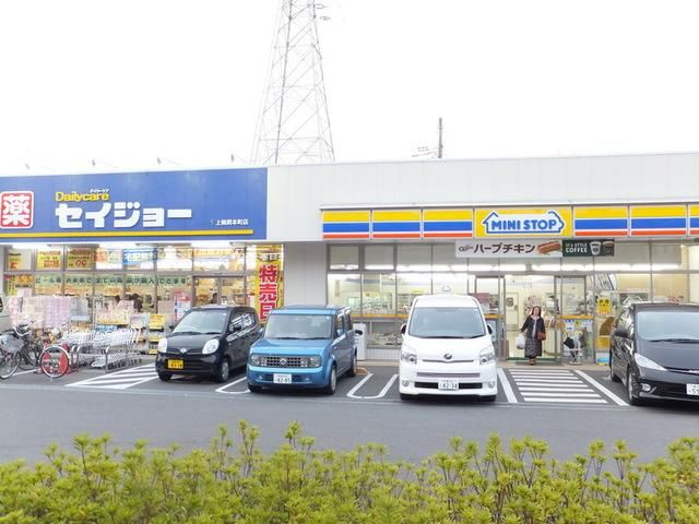 コンビニ　ミニストップ相模原上鶴間本町店（コンビニ）まで588m