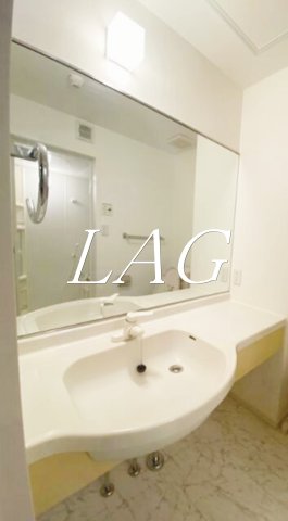 洗面設備　独立洗面台です。