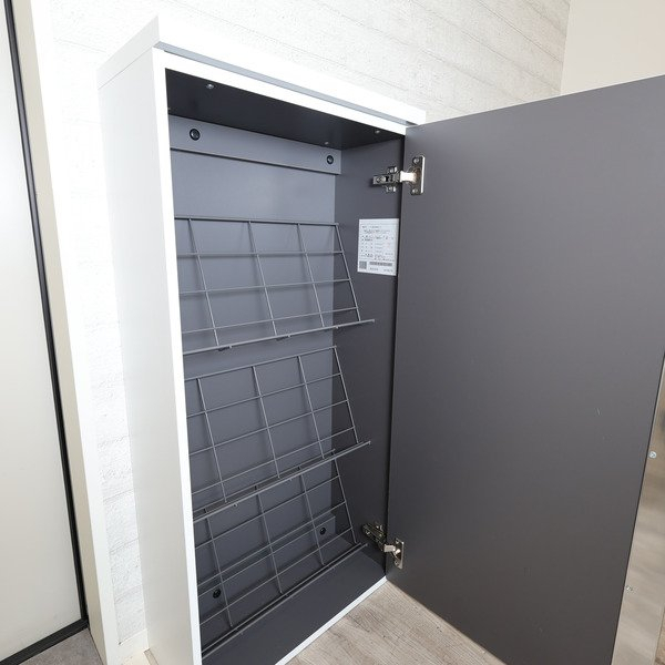 収納　シューズボックス