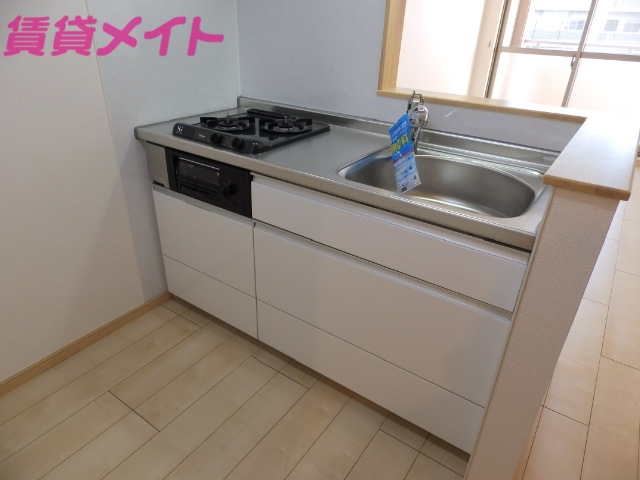 キッチン　同物件別室画像