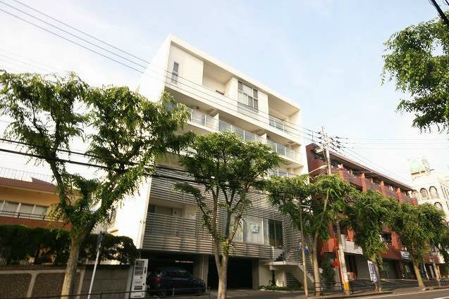 居室・リビング　国道沿いで便利です☆