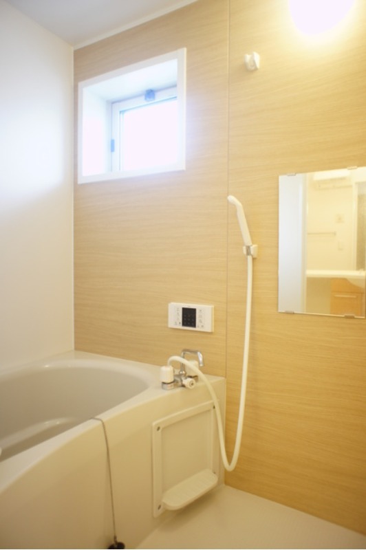 バス・シャワールーム　図面と現状に相違がある場合には現状を優先