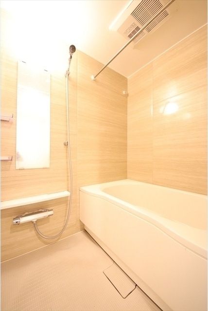 バス・シャワールーム　☆ゆったりくつろげるお風呂☆