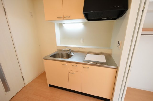 キッチン　収納豊富なキッチンです♪