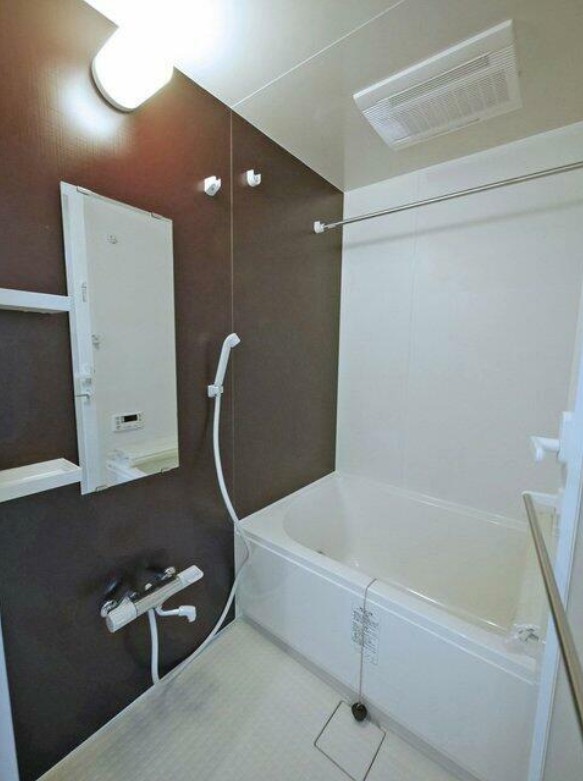 バス・シャワールーム　風呂