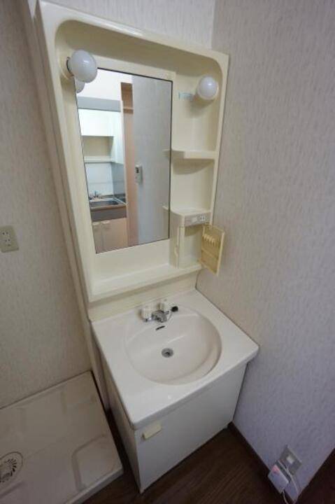 洗面設備　ドレッサー