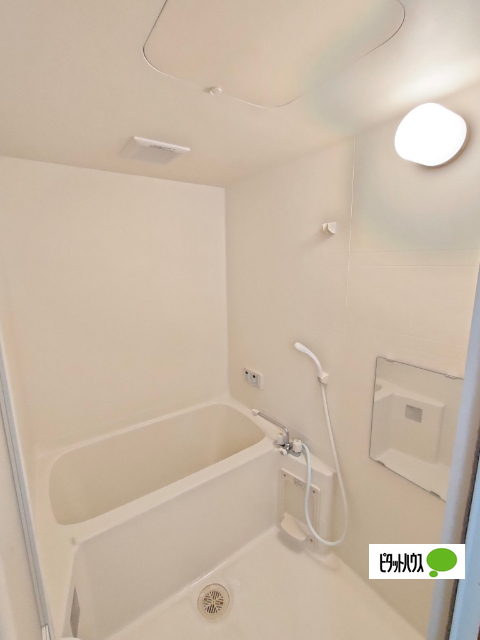 バス・シャワールーム　反転タイプ