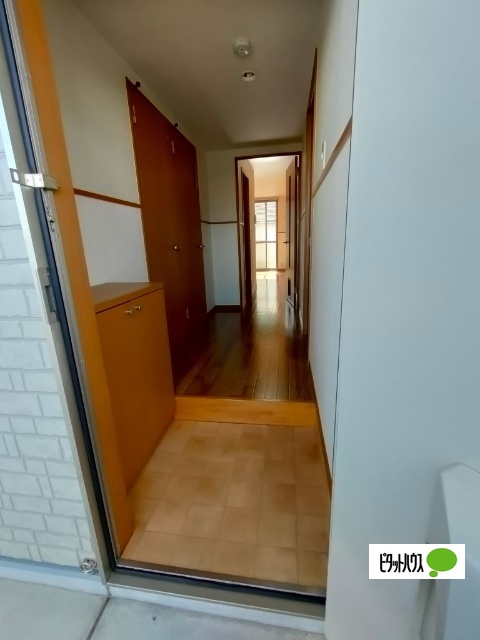 玄関　反転タイプ