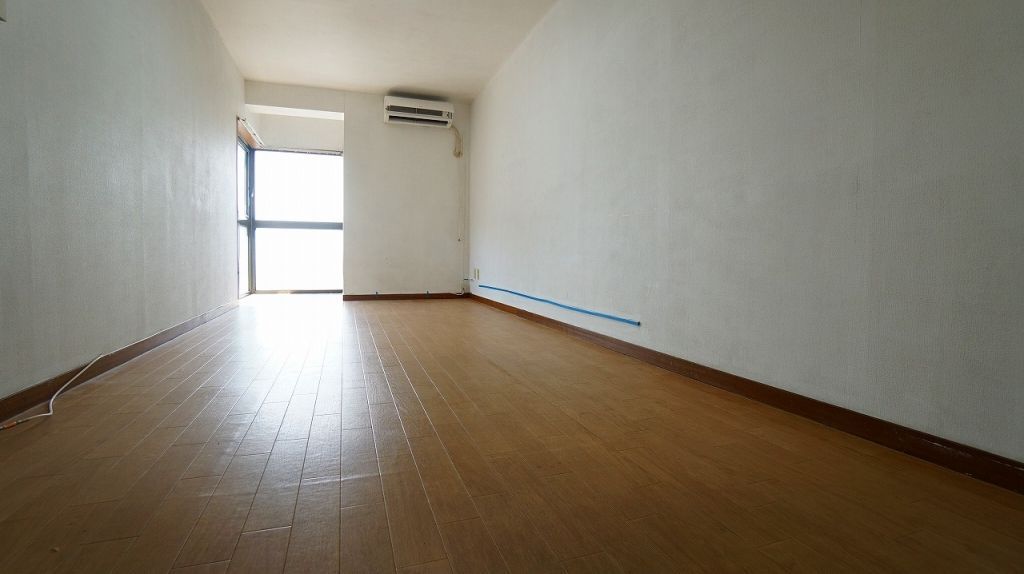 居室・リビング　コスモポリタン