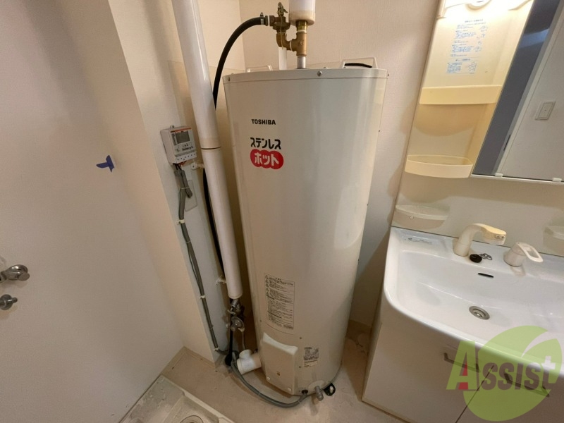 その他設備　電気温水器です。オール電化でお得で安心ですね。