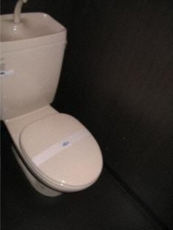 トイレ　別号室の写真です♪