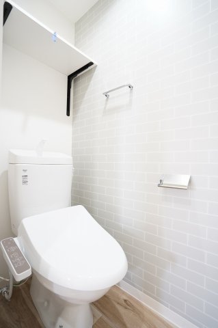 トイレ　※同建築会社施工物件の写真※現状優先