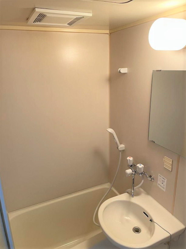 バス・シャワールーム　お風呂で日々の疲れを落としましょう