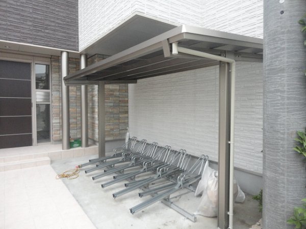 その他共有部分　屋根付き駐輪場