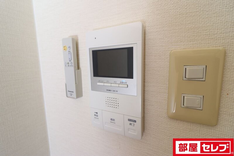 セキュリティ　※３０３号室内装写真参照