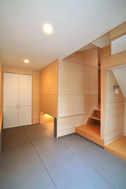 玄関　バイク・駐輪ができる玄関ホール