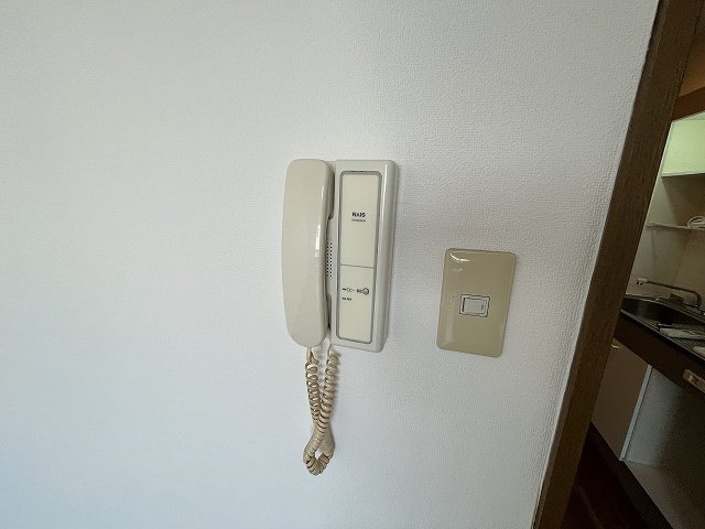 セキュリティ　モニターホンです