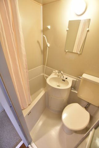 バス・シャワールーム　画像は別号室。ご参考にどうぞ