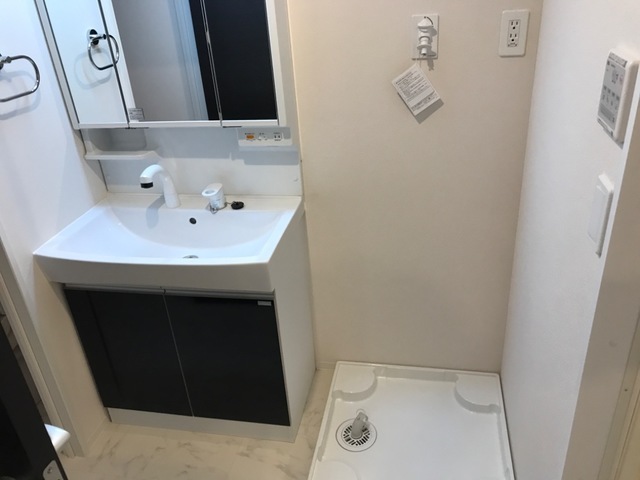 洗面設備　嬉しい独立洗面台