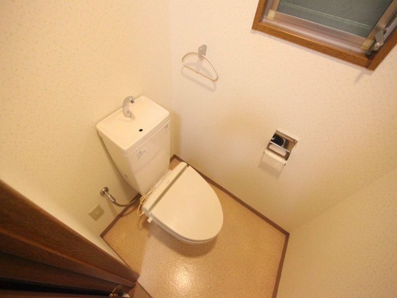 トイレ　洋式トイレ　暖房便座付き