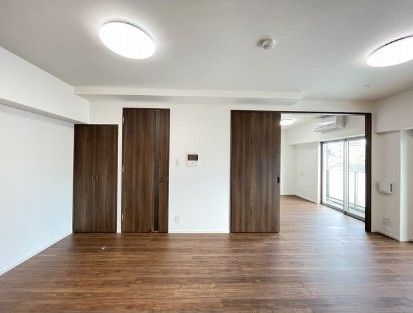 居室・リビング　写真は同タイプ住居です。