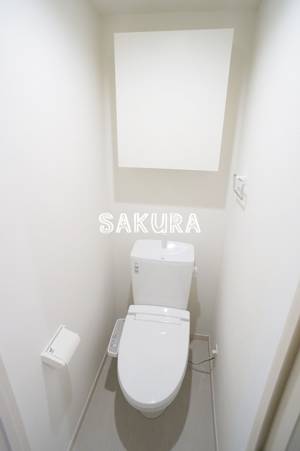 トイレ　嬉しい温水洗浄便座♪