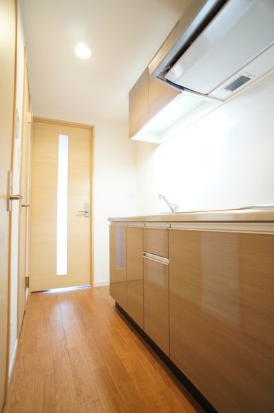 キッチン　2口IHコンロ付きのキッチンです。