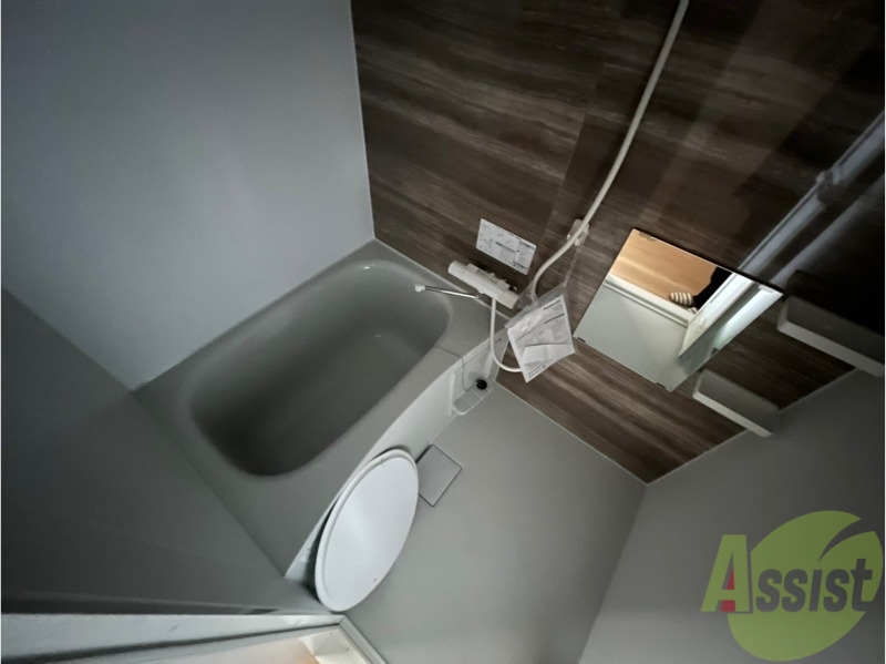 バス・シャワールーム　お風呂になります。一日の疲れを癒してくださいね。