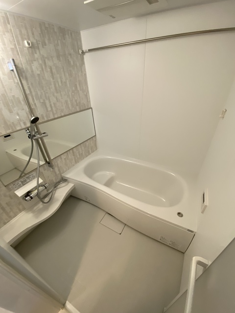 バス・シャワールーム　一日の疲れを癒してくれる大事な場所。