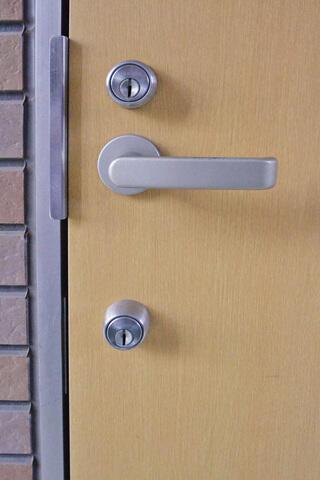 セキュリティ　生活を守るダブルロックキー