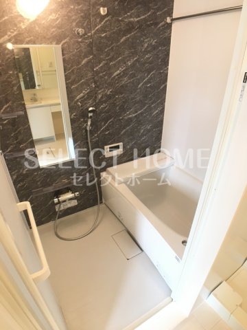 バス・シャワールーム　日々の暮らしに欠かせないお風呂です