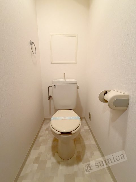 トイレ　セパレートでゆったり使えます♪♪